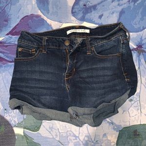 Denim shorts Never Worn Size 2